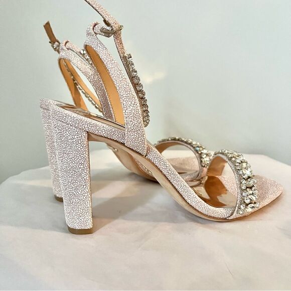 Badgley Mischka Tasmine Jeweled Heels Ankle Strap Pale Pink 7 NIB - Picture 7 of 10